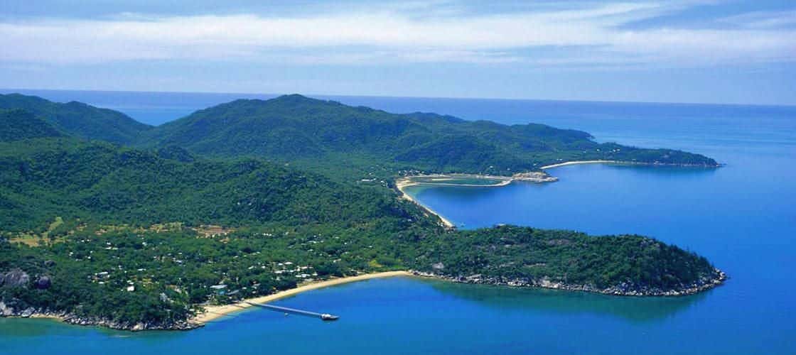 30 Minute Magnetic Island Helicopter Flight1