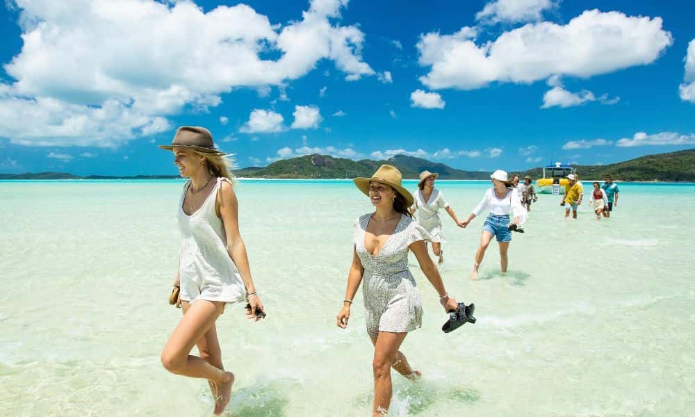 60 Minute Whitsunday Flight and Northern Exposure Rafting Package3