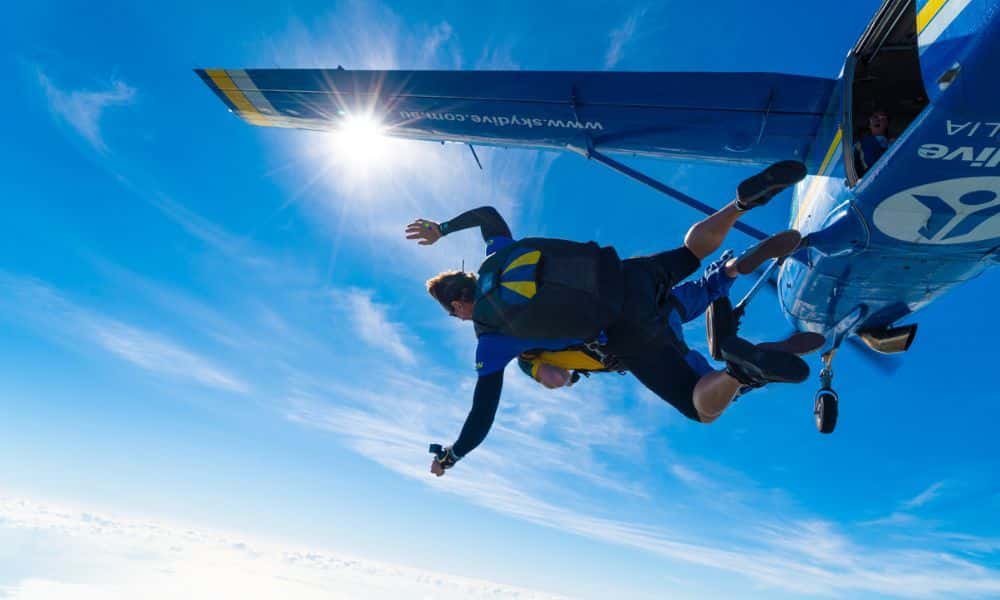Cairns Tandem Skydive up to 15,000ft1