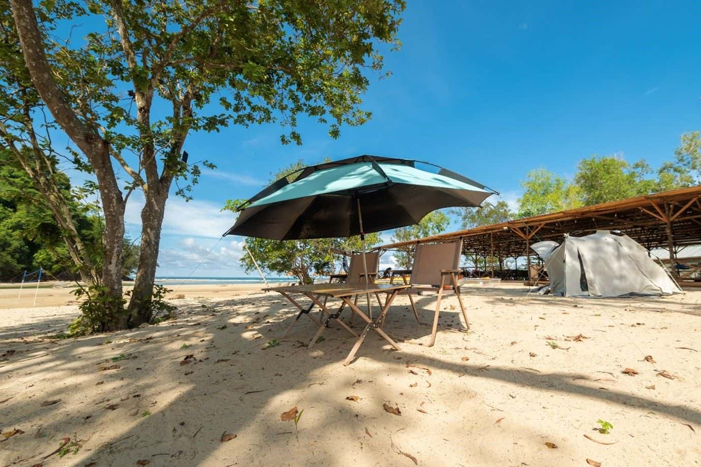 Art, Waves, and Relaxation Full Day Escape to Borneo Summer Bay Tour in Kota Kinabalu3