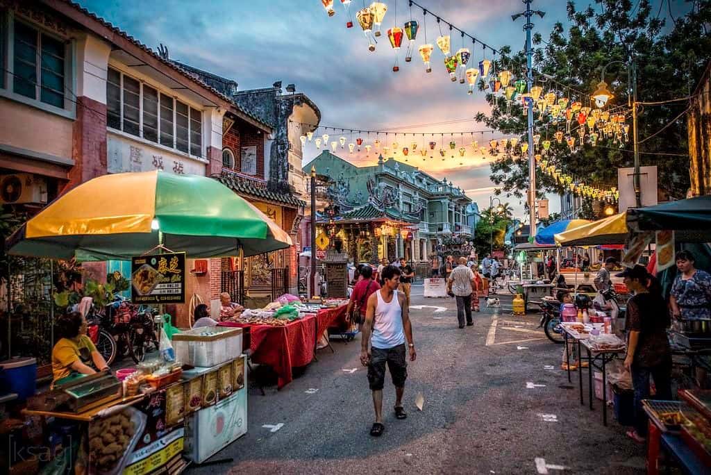 รับประทานอาหารริมทางในจอร์จทาวน์และทัวร์เดินชมประวัติศาสตร์2