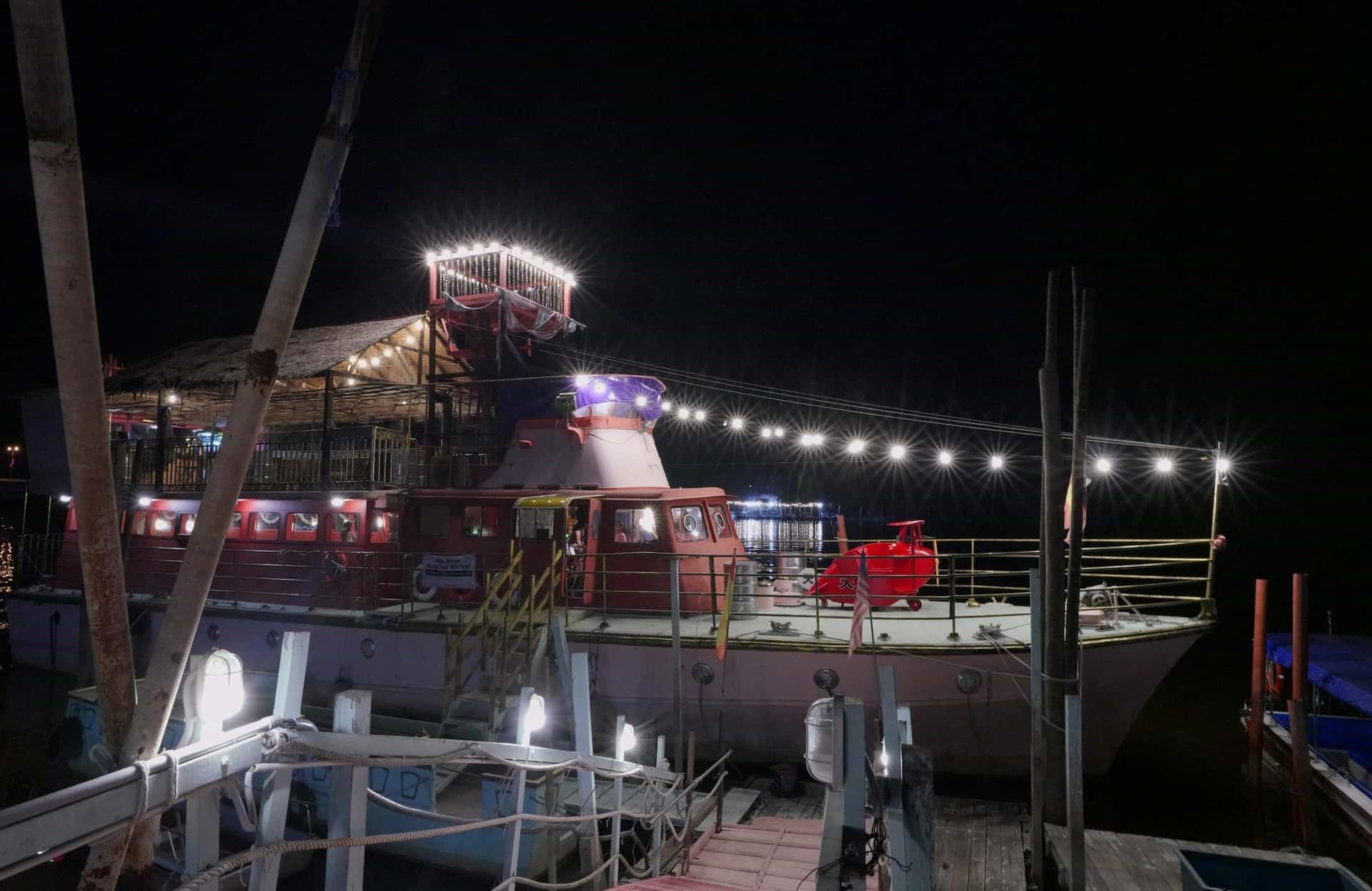 แพ็กเกจล่องเรือชมหิ่งห้อยในกัวลาเซลังงอร์ (Kuala Selangor)1