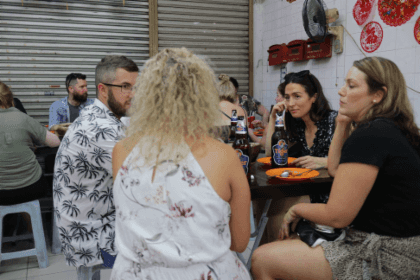 Kuala Lumpur: Urban Charm Evening Food Tour with with 6 Delicious Bites2