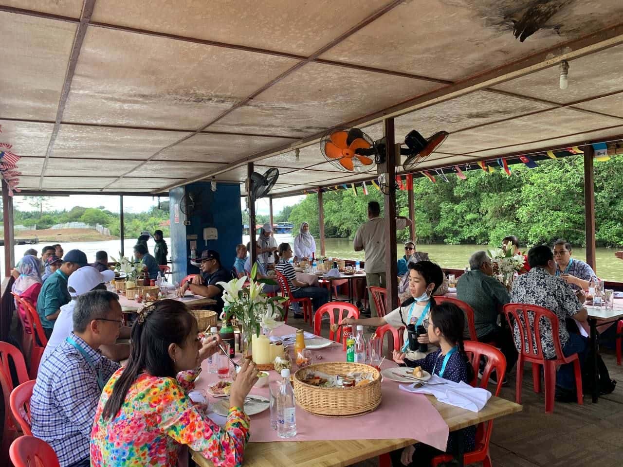ผจญภัยพายเรือคายัคในแม่น้ำเลบัม4