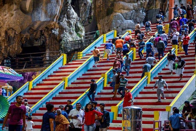 ทัวร์ส่วนตัว: ทริป 3 ใน 1 วันสู่ถ้ำบาตู บูกิตเมลาวาตี และหิ่งห้อย - 8 ชั่วโมง