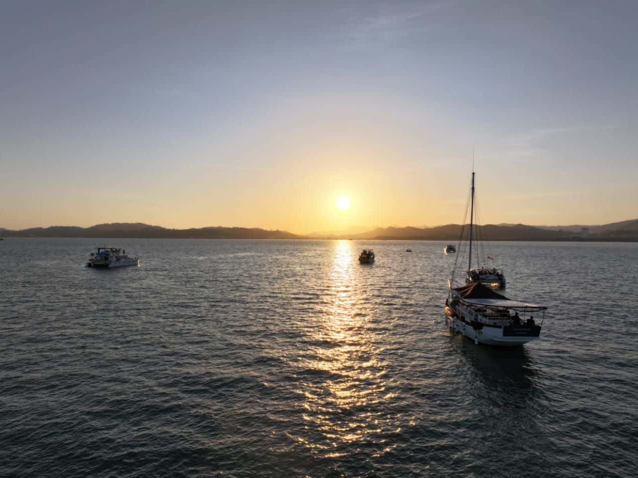 Sunset Cruise Experience2