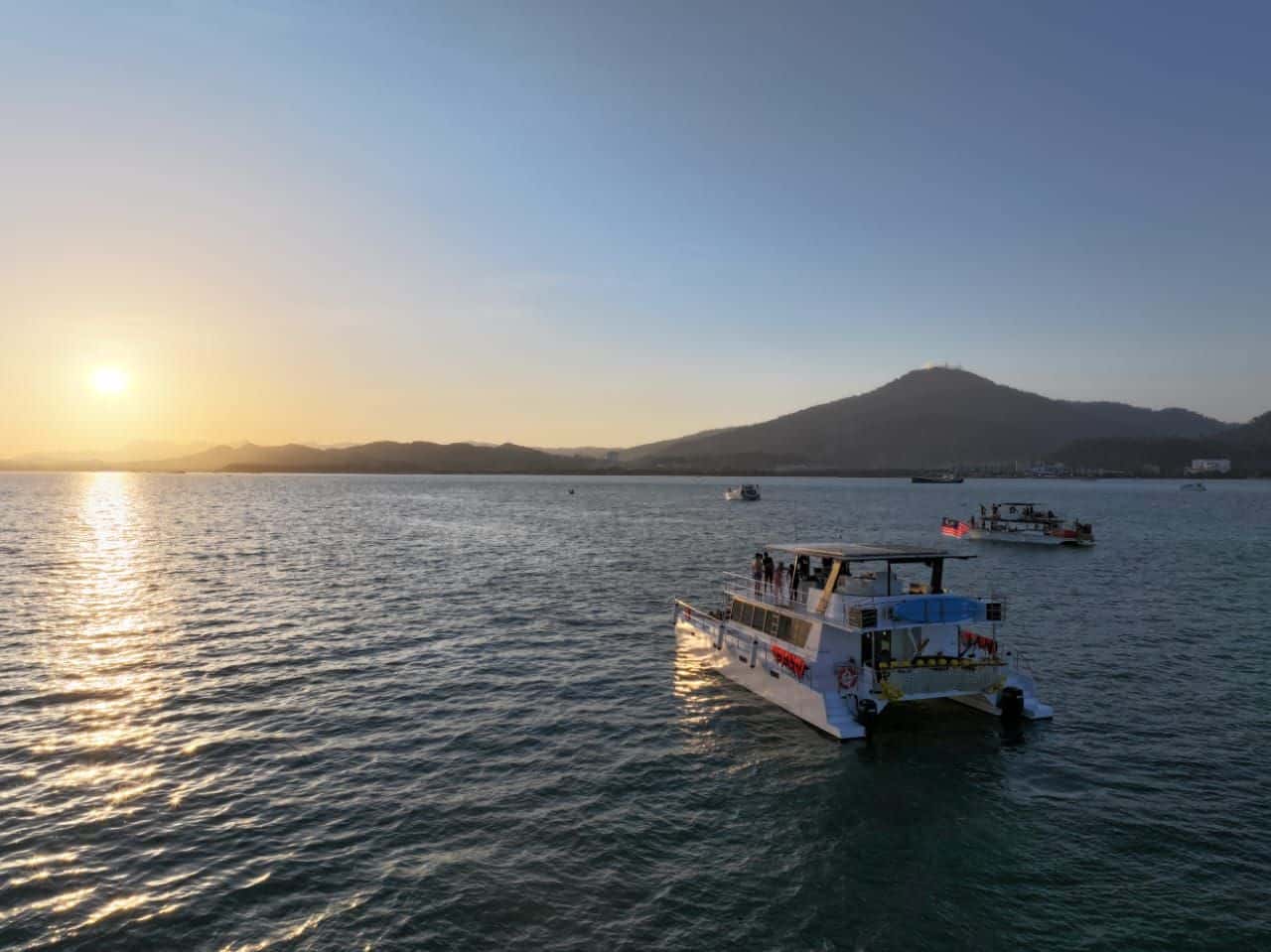 Sunset Cruise Experience1