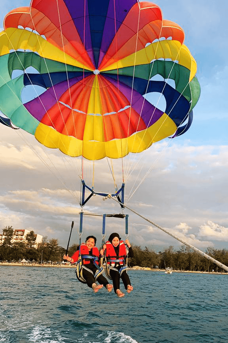 Tanjung Aru Beach Relaxing Watersport, Sunset with Malaysian Cuisine Dinner Half Day Tour2