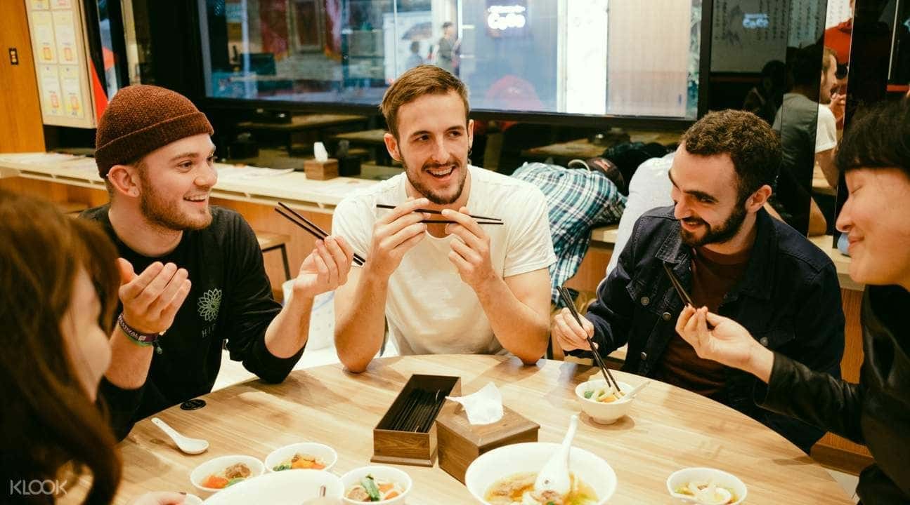 Food Walking Tour at Yongkang Street in Taipei3