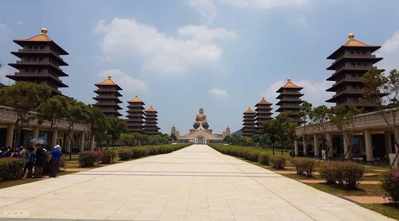 ทัวร์ 1 วัน เที่ยวสถานที่ท่องเที่ยวยอดนิยมในเกาสง2