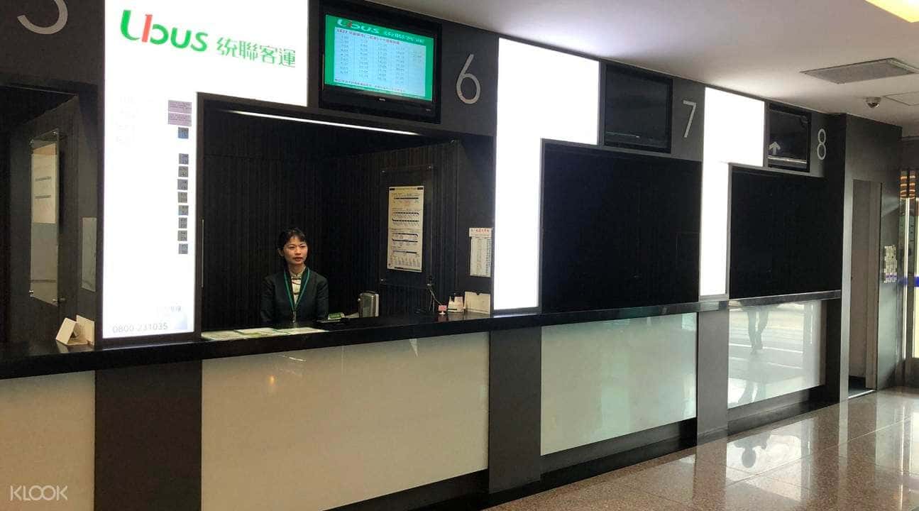 Shared Taiwan Taoyuan International Airport Transfers (TPE) for Yilan3