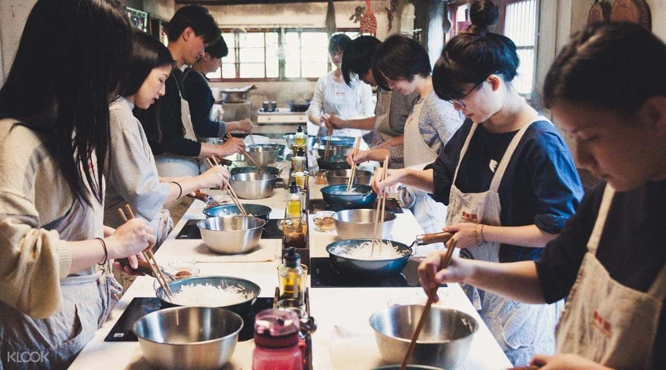 Tortoise Cake Making Class at Siang Khau Lu Cultural Kitchen in Taoyuan2
