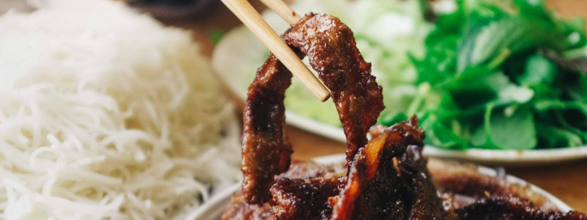 Traditional Market and Gourmet Experience in Tainan