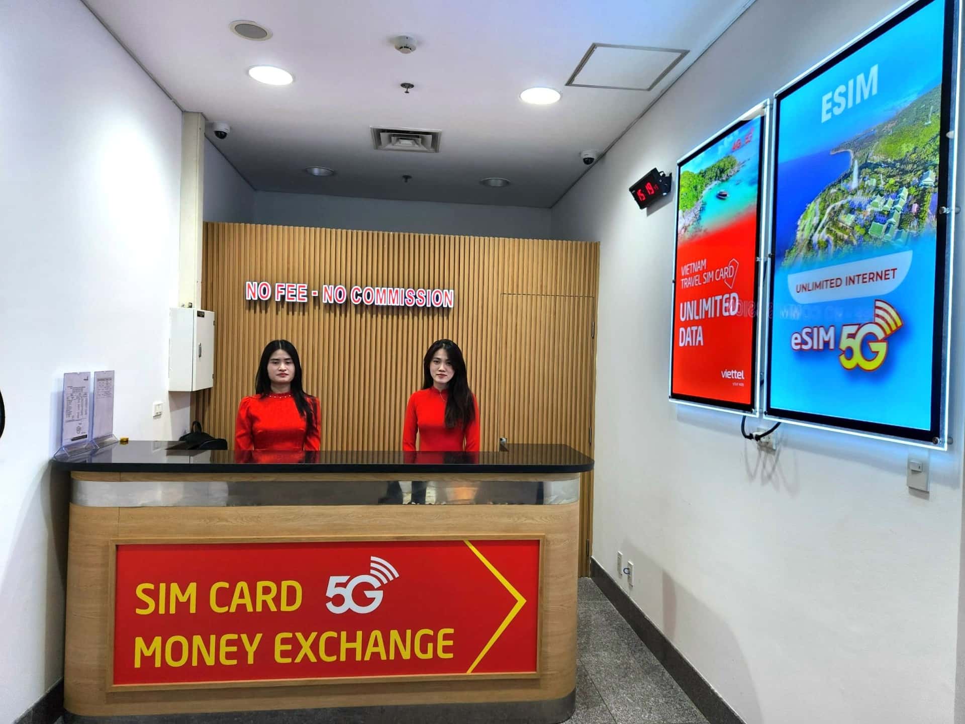 5G SIM Card Pick up at Noi Bai Aiport (HAN)1