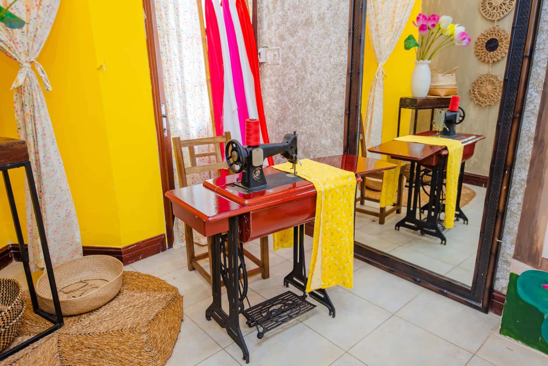 AO DAI Experience in Da Nang (rental + photo shot at the shop 2 hours)3