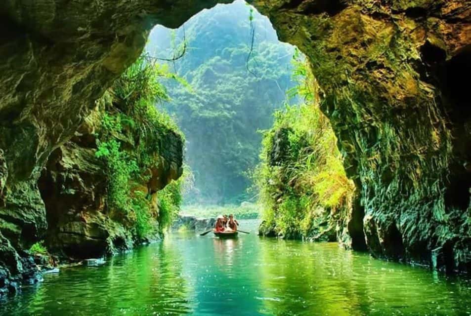 Bai Dinh - Trang An Standard Tour3