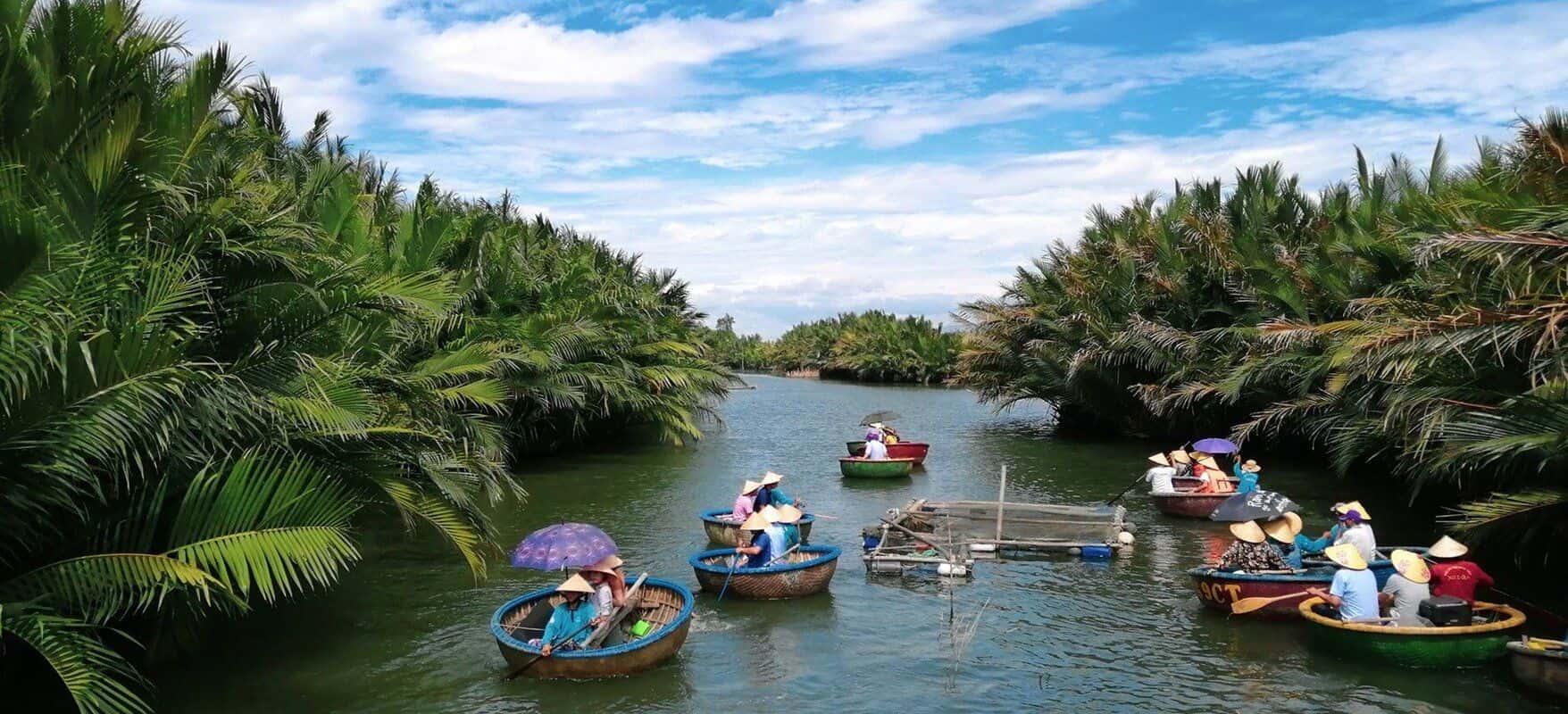 Cam Thanh Coconut Basket Boat and Enjoy Free Coconut2