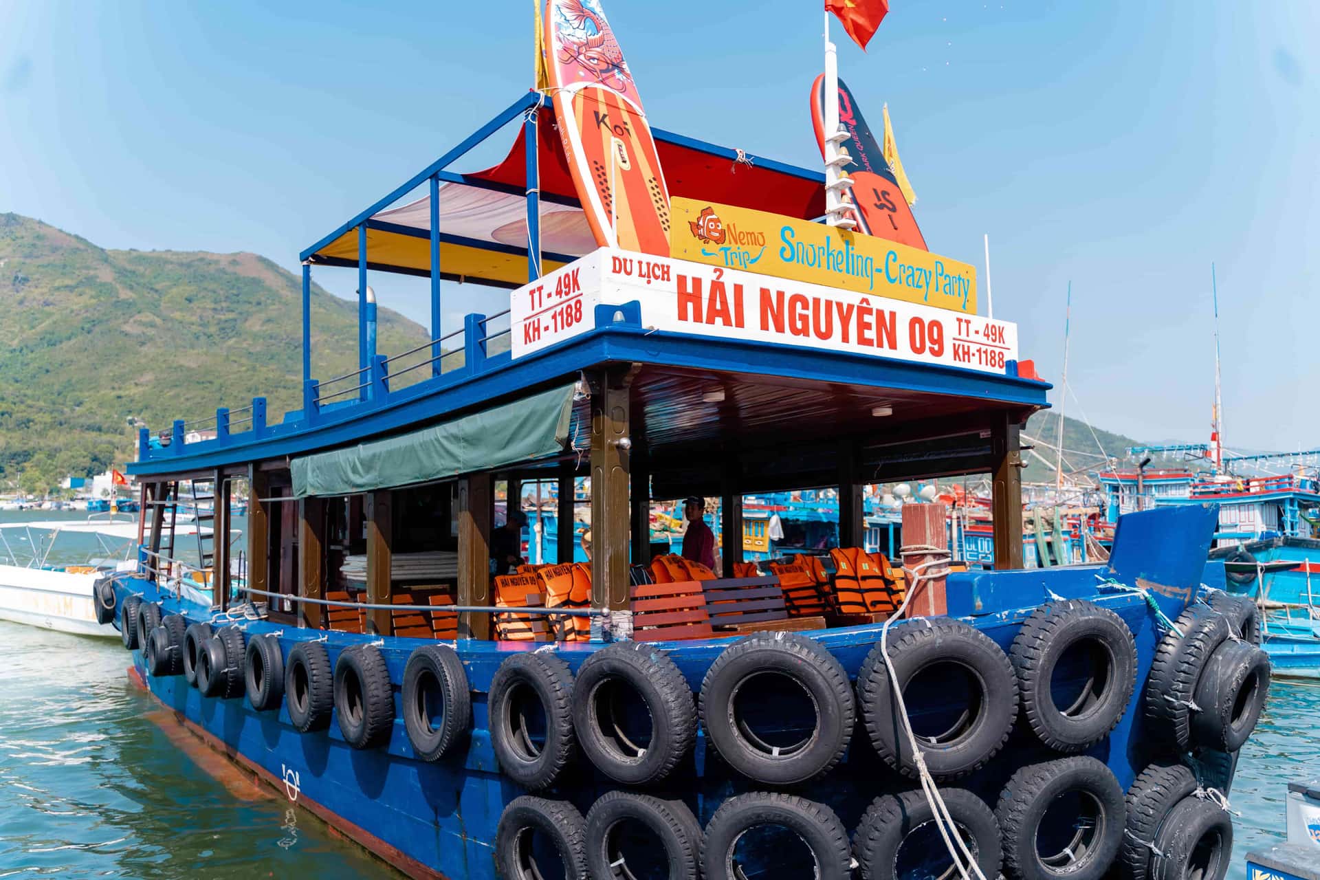 Discover Coral Reef By Snorkeling And Crazy Party In Nha Trang4