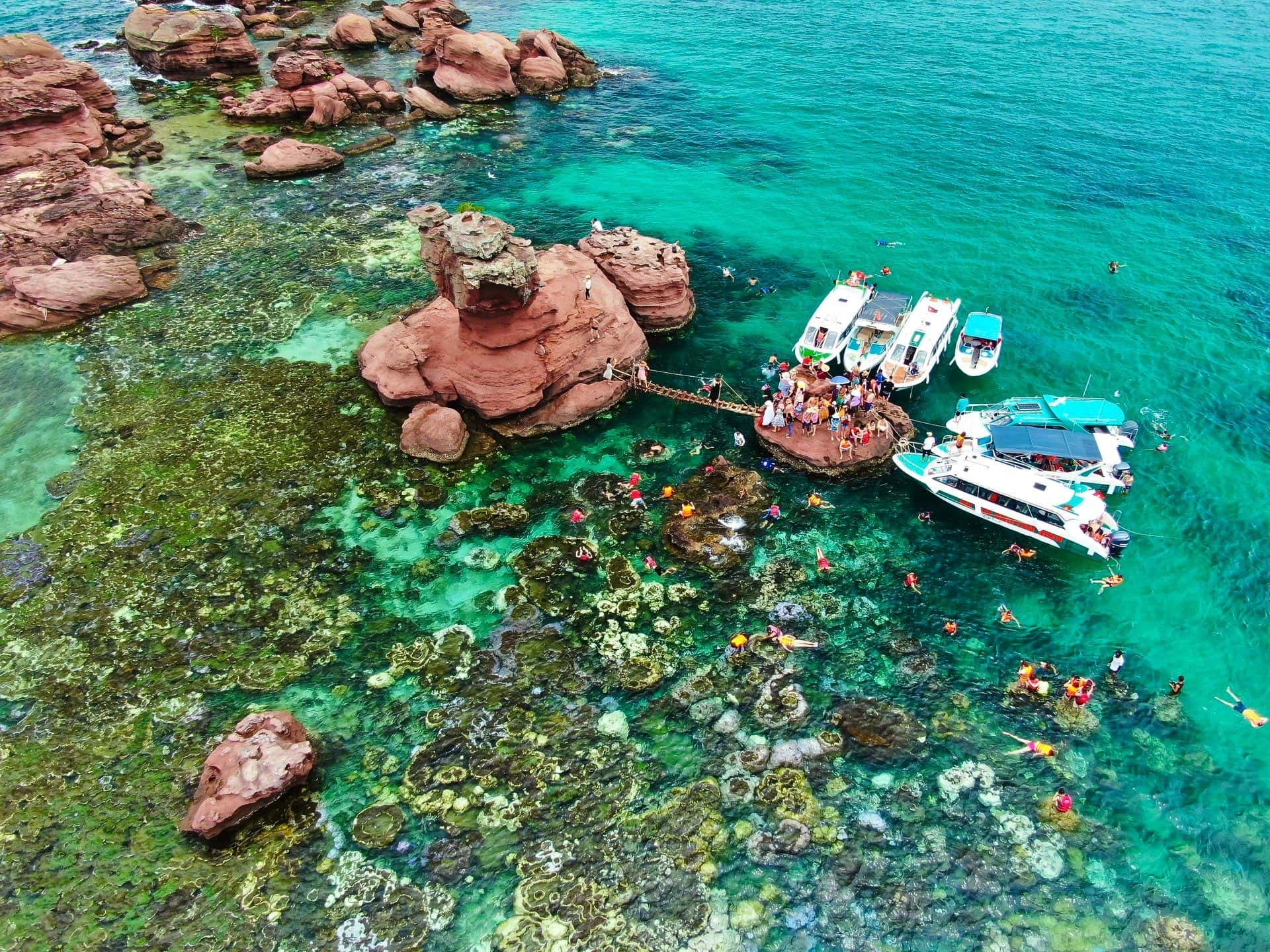 Explore Phu Quoc 4 Islands by Speed Boat1