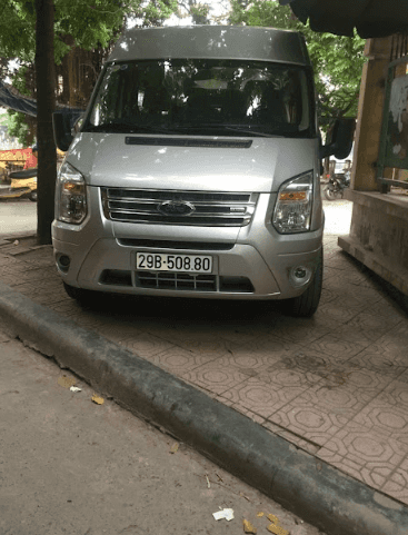 Ha Noi City to Noi Bai (HAN) Airport Transfer1