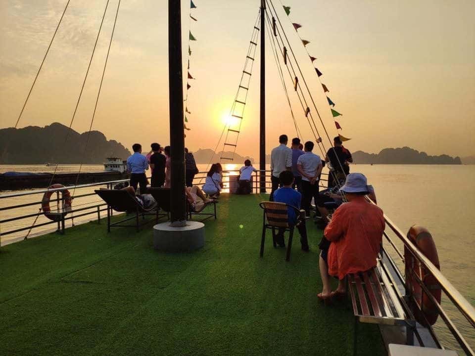 Halong Bay One Day Tour From Hanoi3