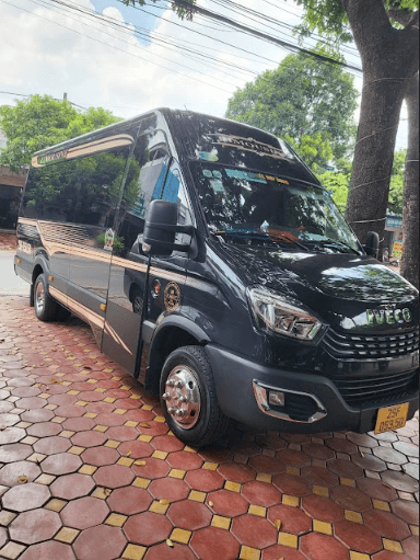 Limousine tranfer ticket between Ha Noi - Sapa3