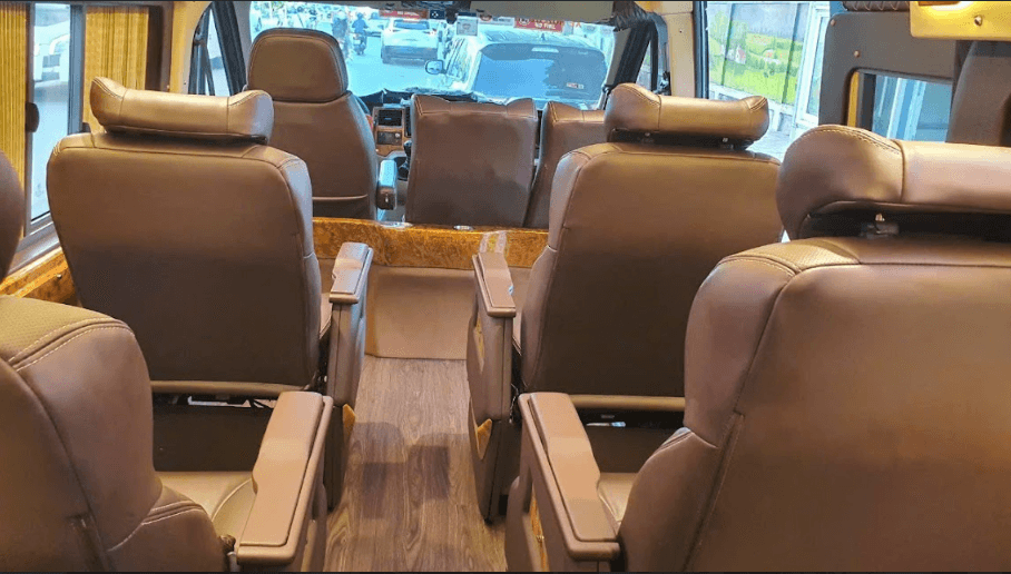 Limousine tranfer ticket between Ha Noi - Sapa1