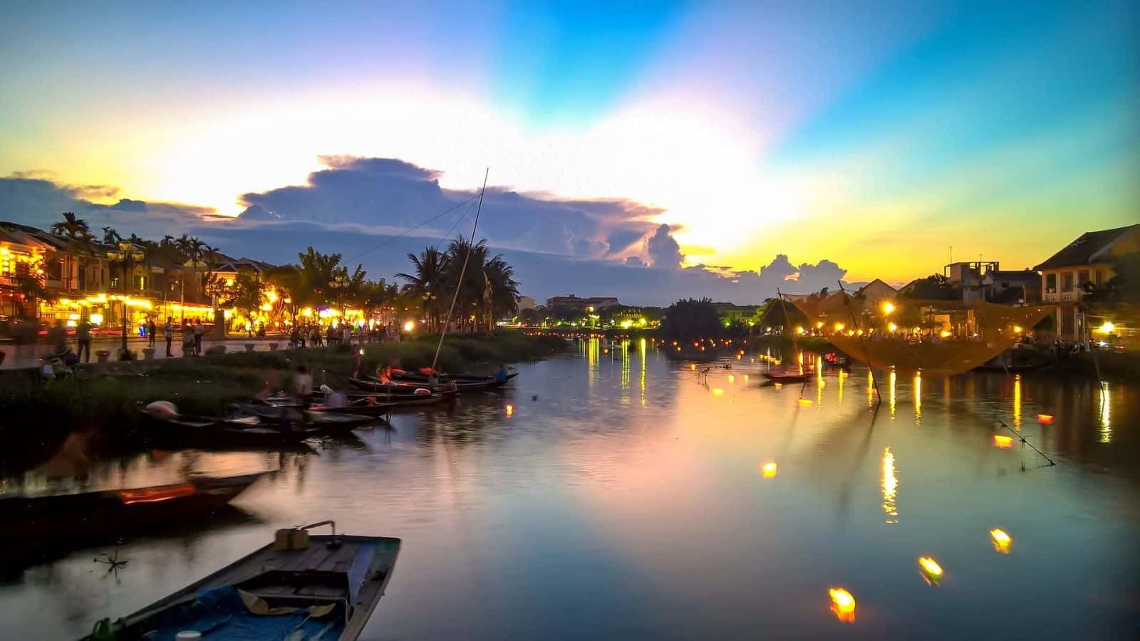 Marble Mountain – Hoi An Ancient Town Day Tour2