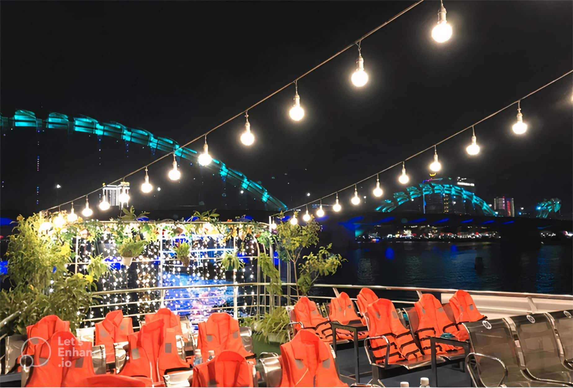 My Xuan Cruise on Han River by Night4