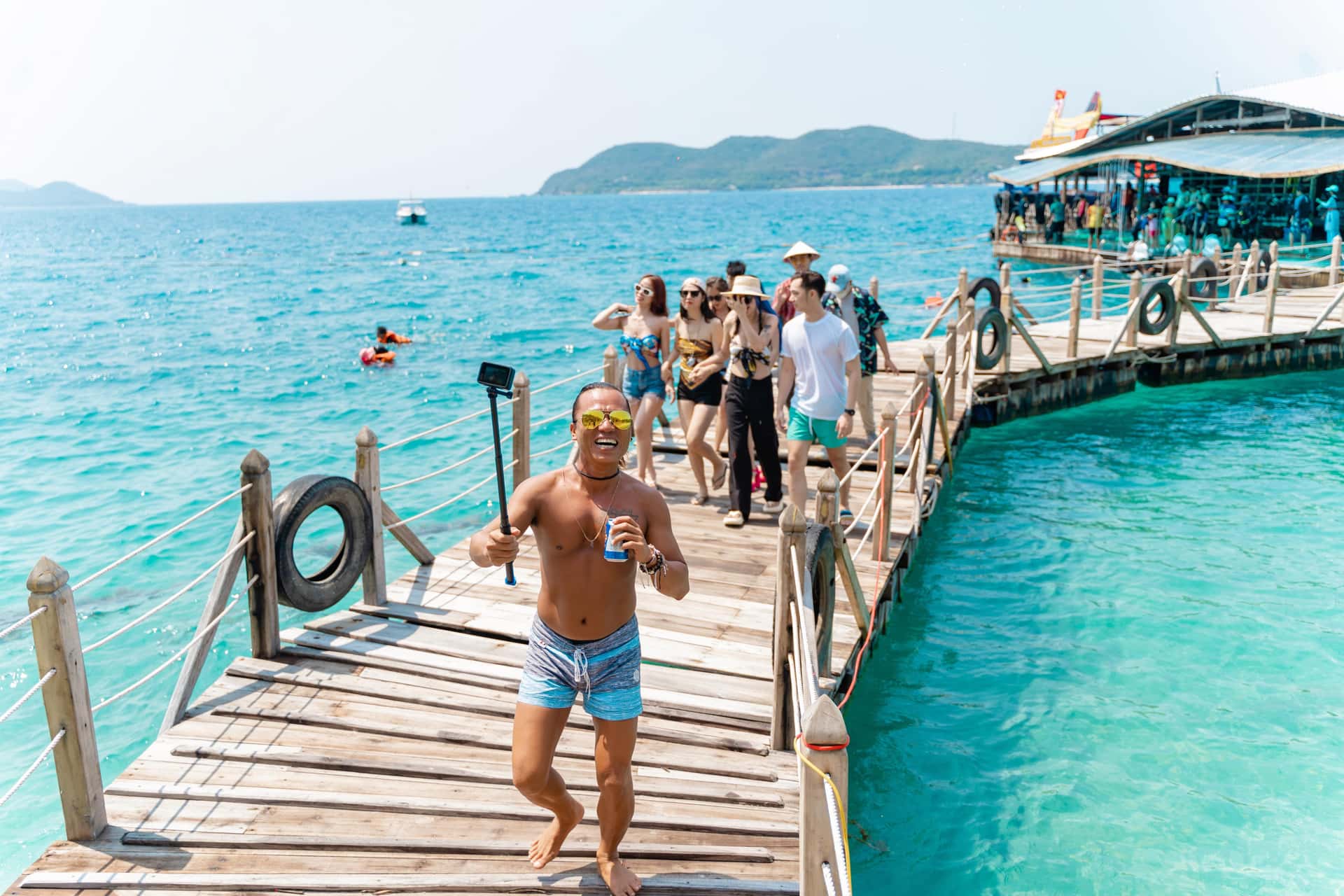 Nha Trang Island hopping tour : Snorkeling & Floating Party in Nha Trang3