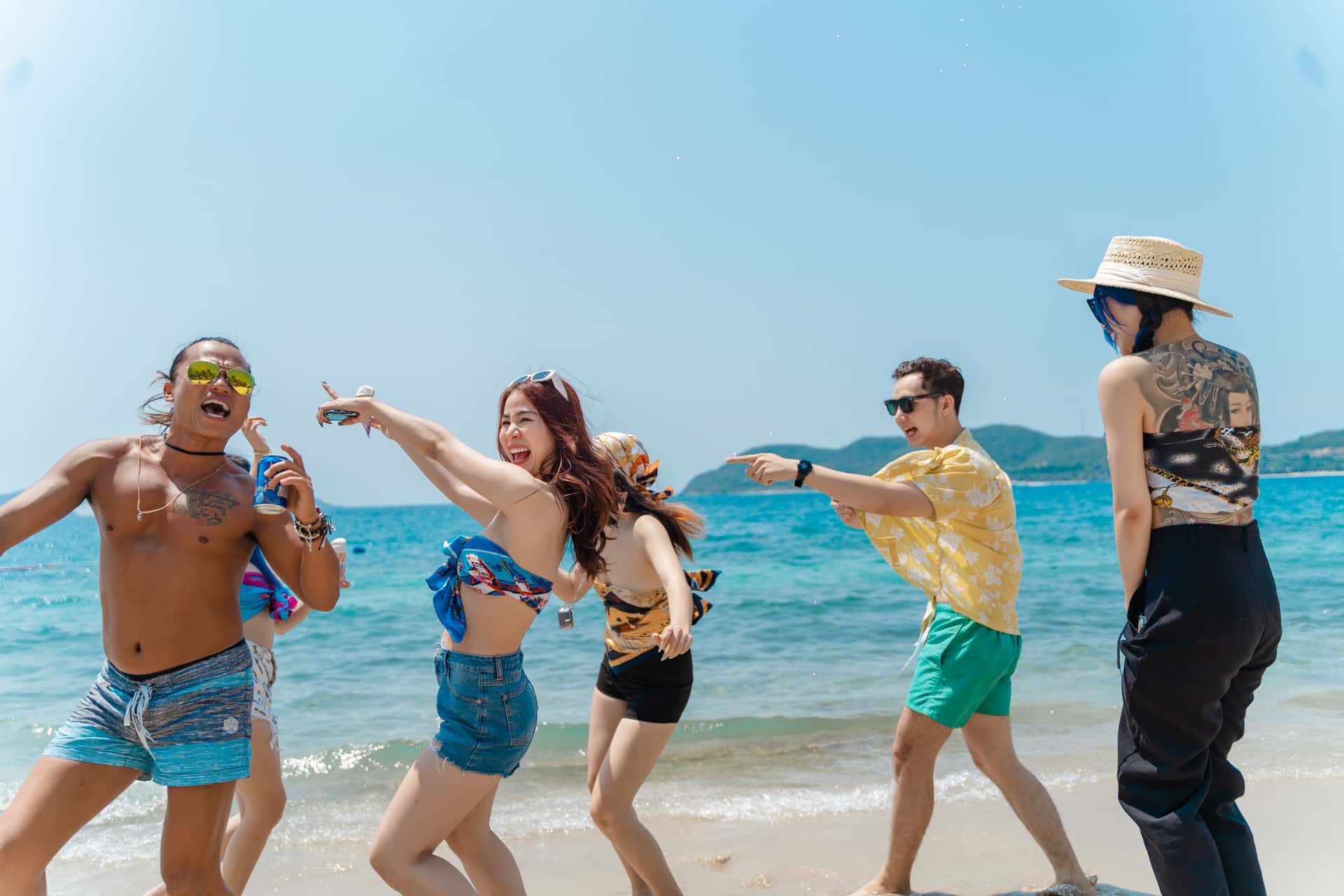 Nha Trang Island hopping tour : Snorkeling & Floating Party in Nha Trang2