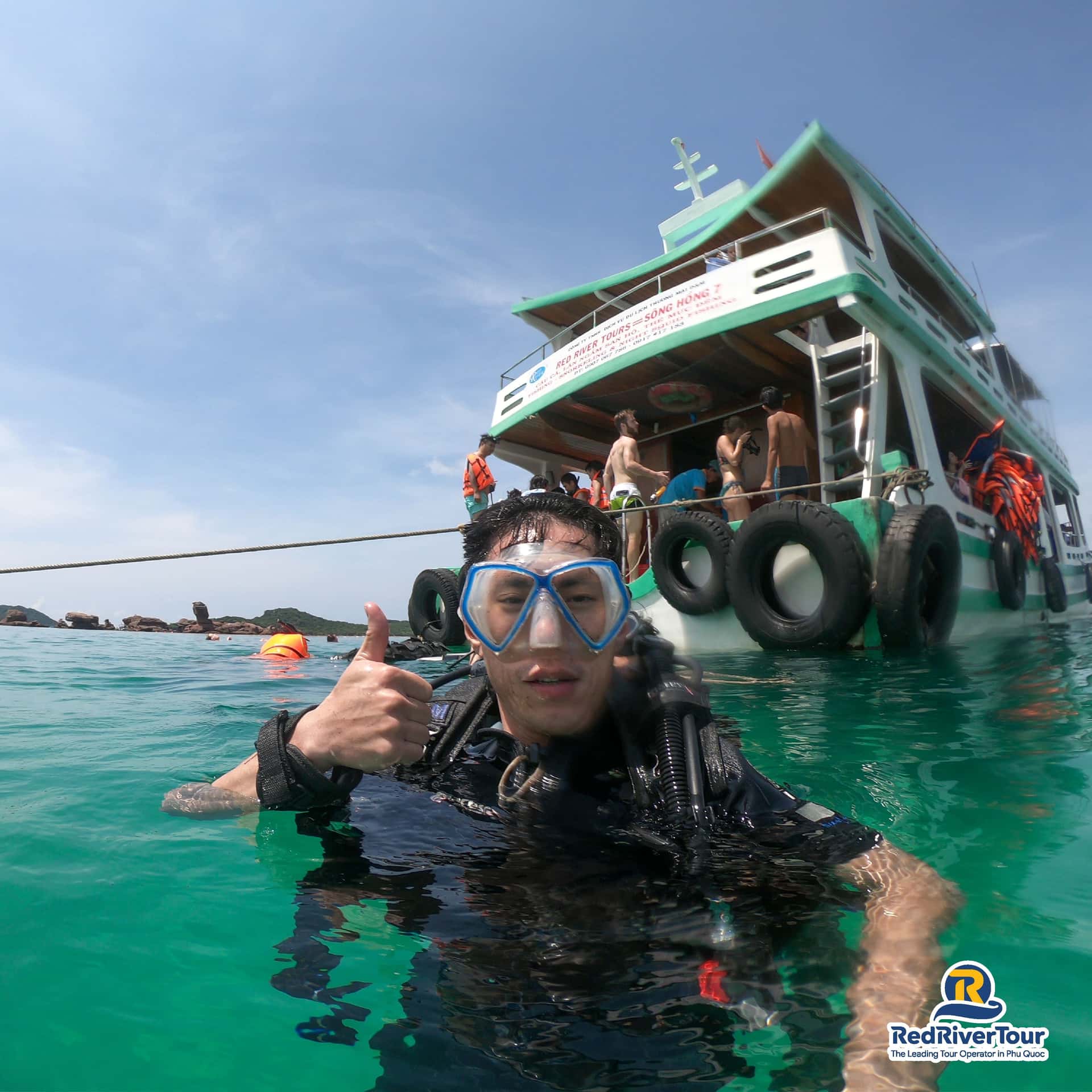 Sea-Walker or Scuba Diving Trip (01 time)2