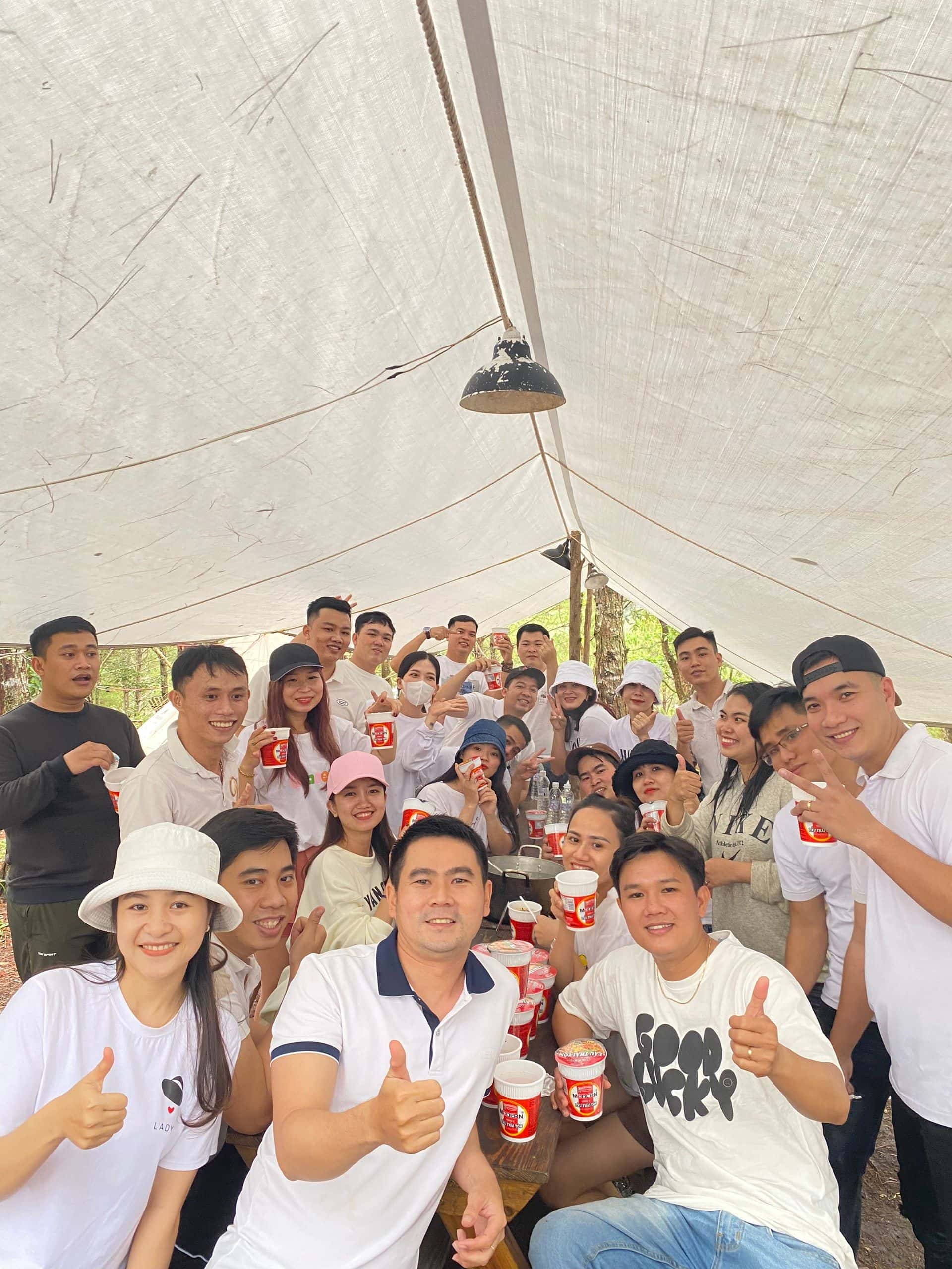 Sup/Kayak Tour Enjoying Bbq At Tuyen Lam Lake1