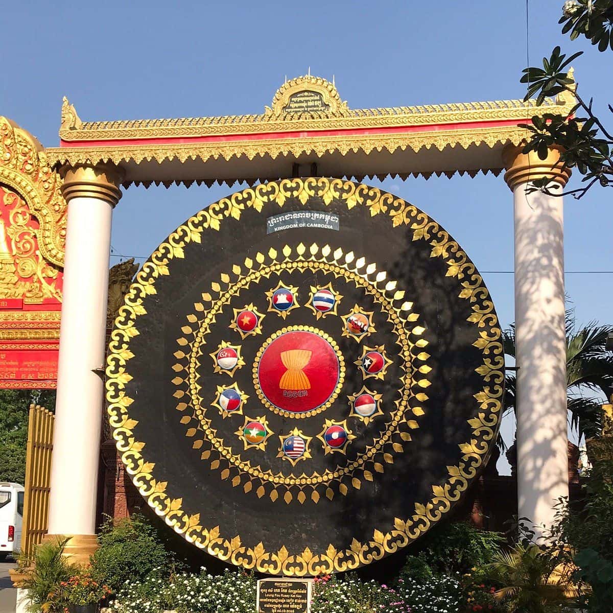 4 Hours Phnom Penh Capital Tour by Cyclo1