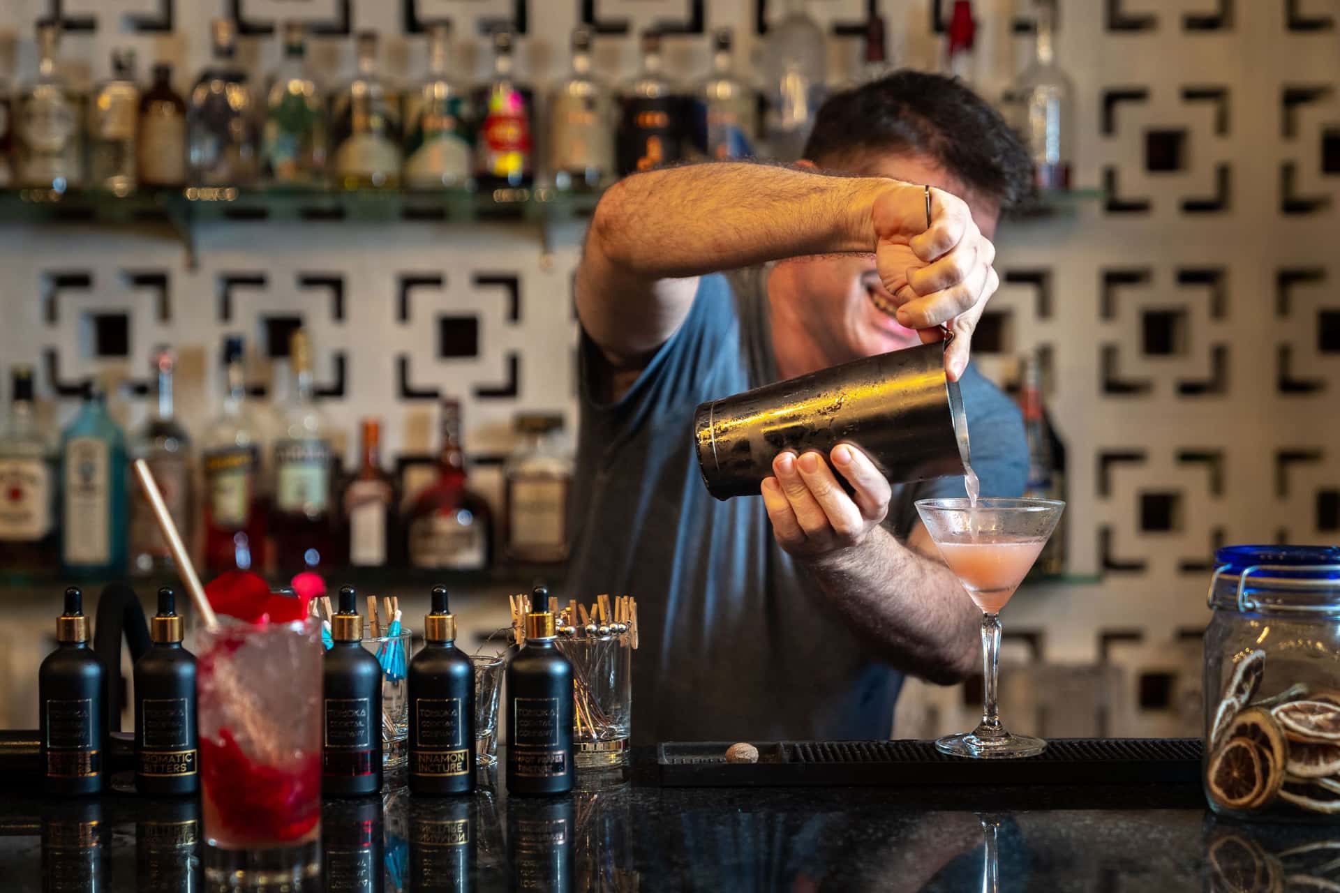 Cocktail Crawl (with dinner)2