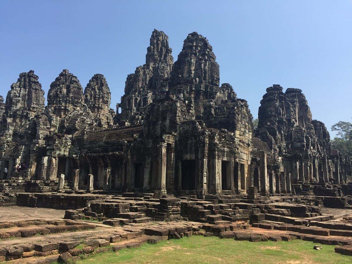 Private Full day tour with Free local Foot Reflexology1