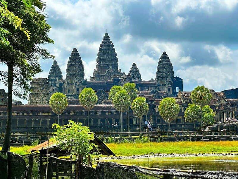 Skip the line: Express service for Angkor Temple Pass2
