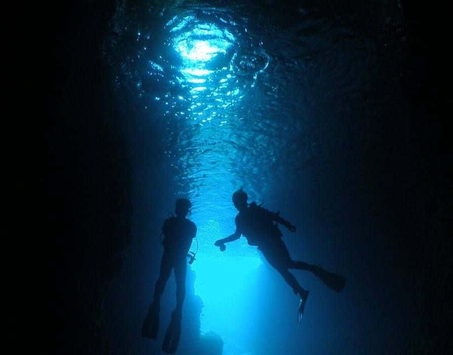 Okinawa Blue Cave (Chinese Guide)1