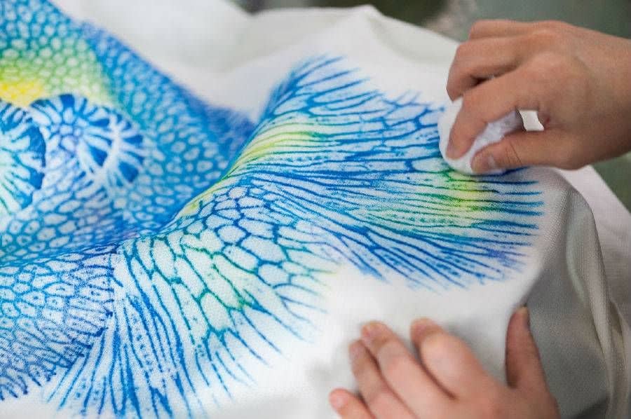 Okinawa Shuri Ryusen Coral Dyeing Experience