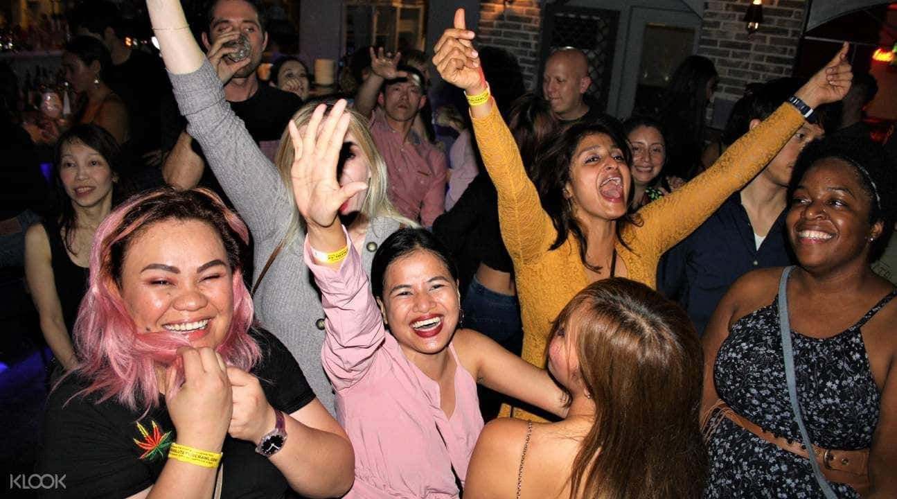 Absolute Busan Pub Crawl Experience in Seomyeon and Haeundae1