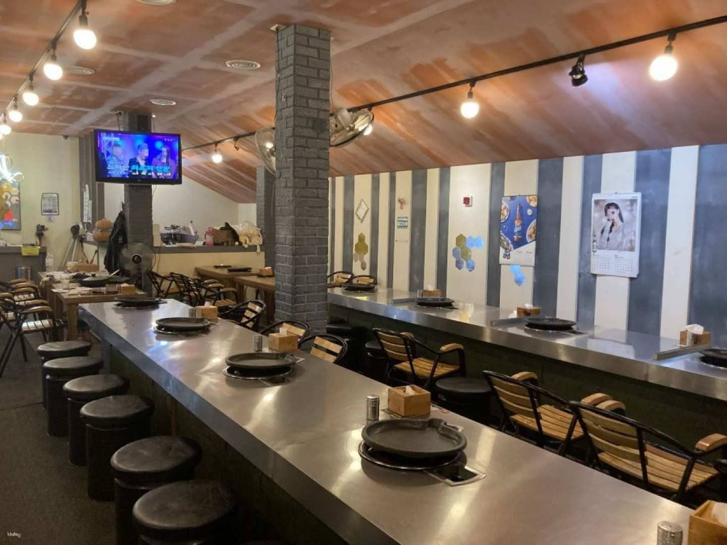Gogi Jeonjaeng Korean BBQ Restaurant Dining Experience | Busan