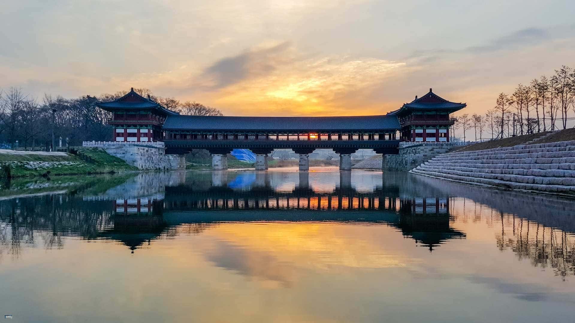 Gyeongju One-Day Tour: Hwangridan-gil, Daereungwon, Bulguksa, Gyochon Village, Donggung Palace, and Wolji Pond | South Korea4