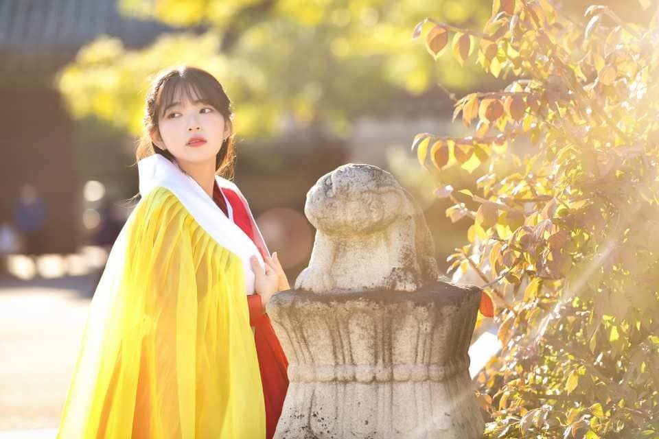 Hanbok Experience (Hanboknam Gyeongbokgung Store) with Korean Hairstyling