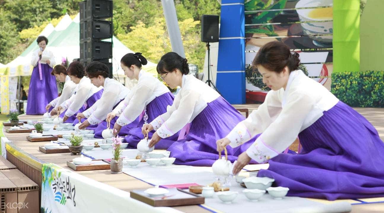 Korea Folk Village & Everland Day Tour from Seoul3
