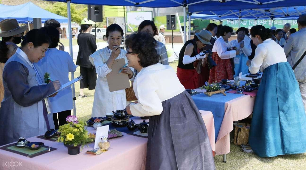 Korea Folk Village & Everland Day Tour from Seoul4