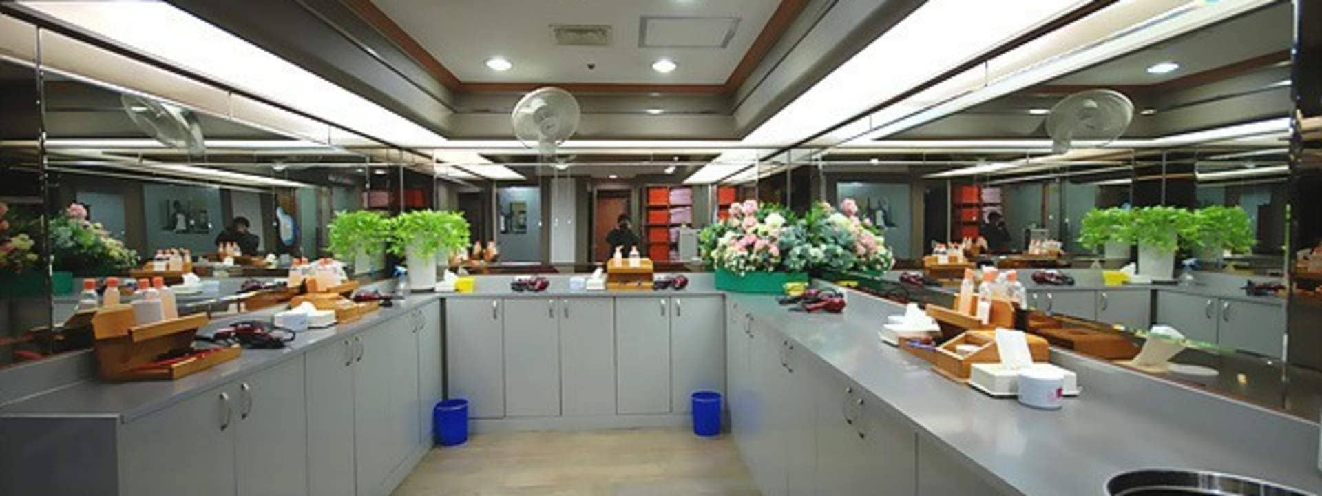 Korean Local Sauna and Massage Experience in Seoul