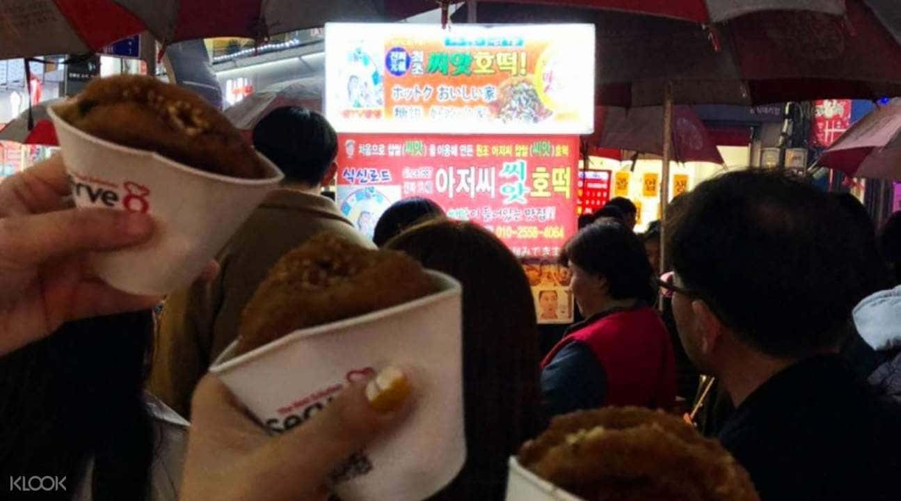 Nampo & Bupyeong Market Night Tour with Korean Food Tasting Experience3