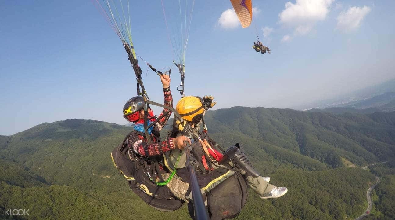 Paragliding Experience in Yangpyeong from Seoul3
