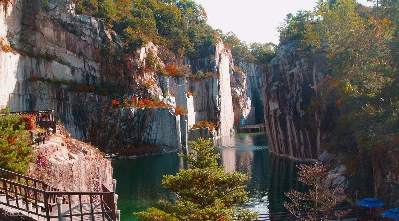 Pocheon Art Valley, Strawberry Farm, and Herb Island Day Tour3