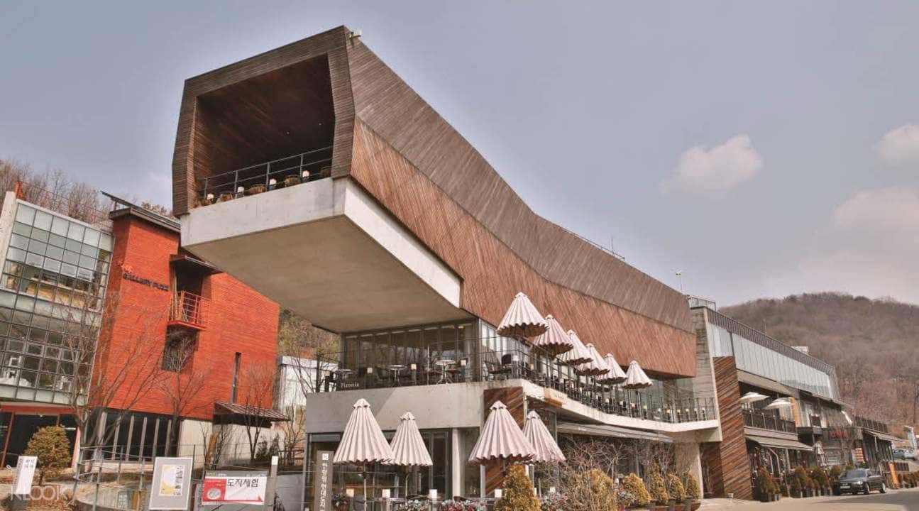 Provence Village, Paju Book City, & Heyri Art Valley Day Tour4